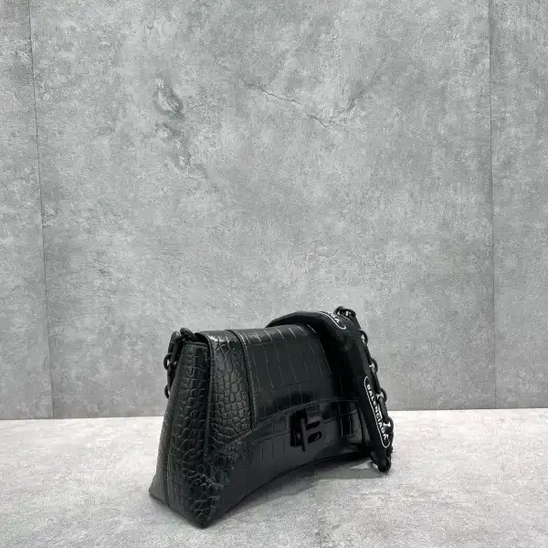 BALENCIAGA DOWNTOWN SMALL SHOULDER BAG WITH CHAIN