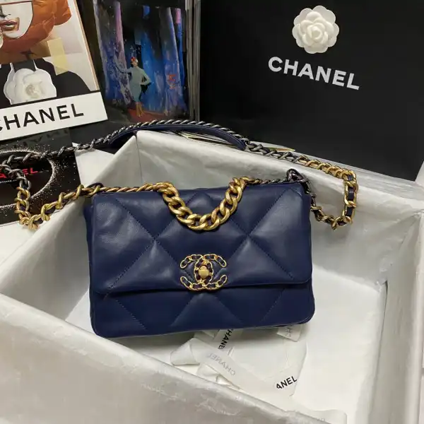 CHANEL 19 FLAP BAG