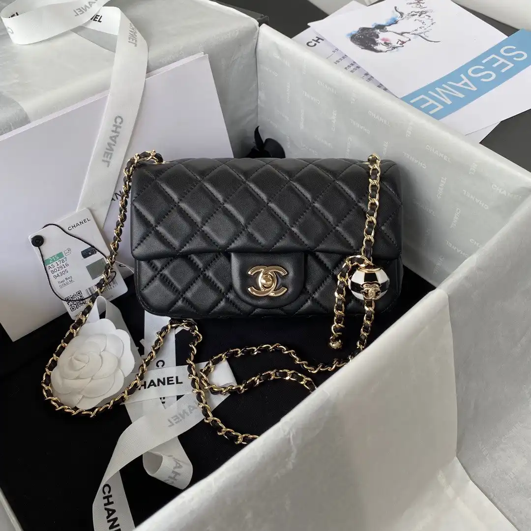 CHANEL FLAP BAG