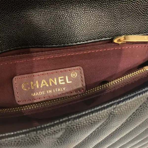 CHANEL COCO HANDLE BAG