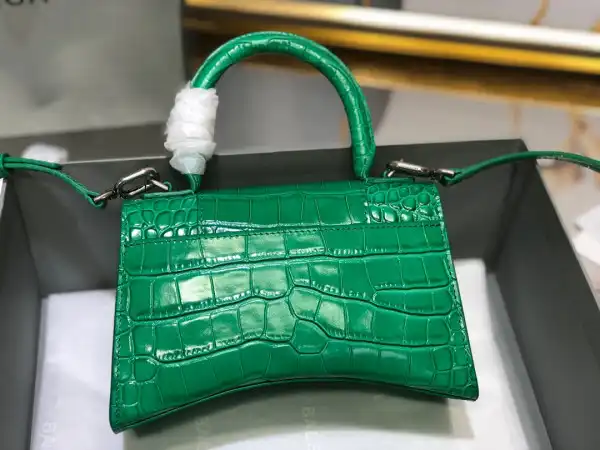 First bag ru BALENCIAGA HOURGLASS