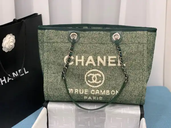 CHANEL SHOPPING BAG