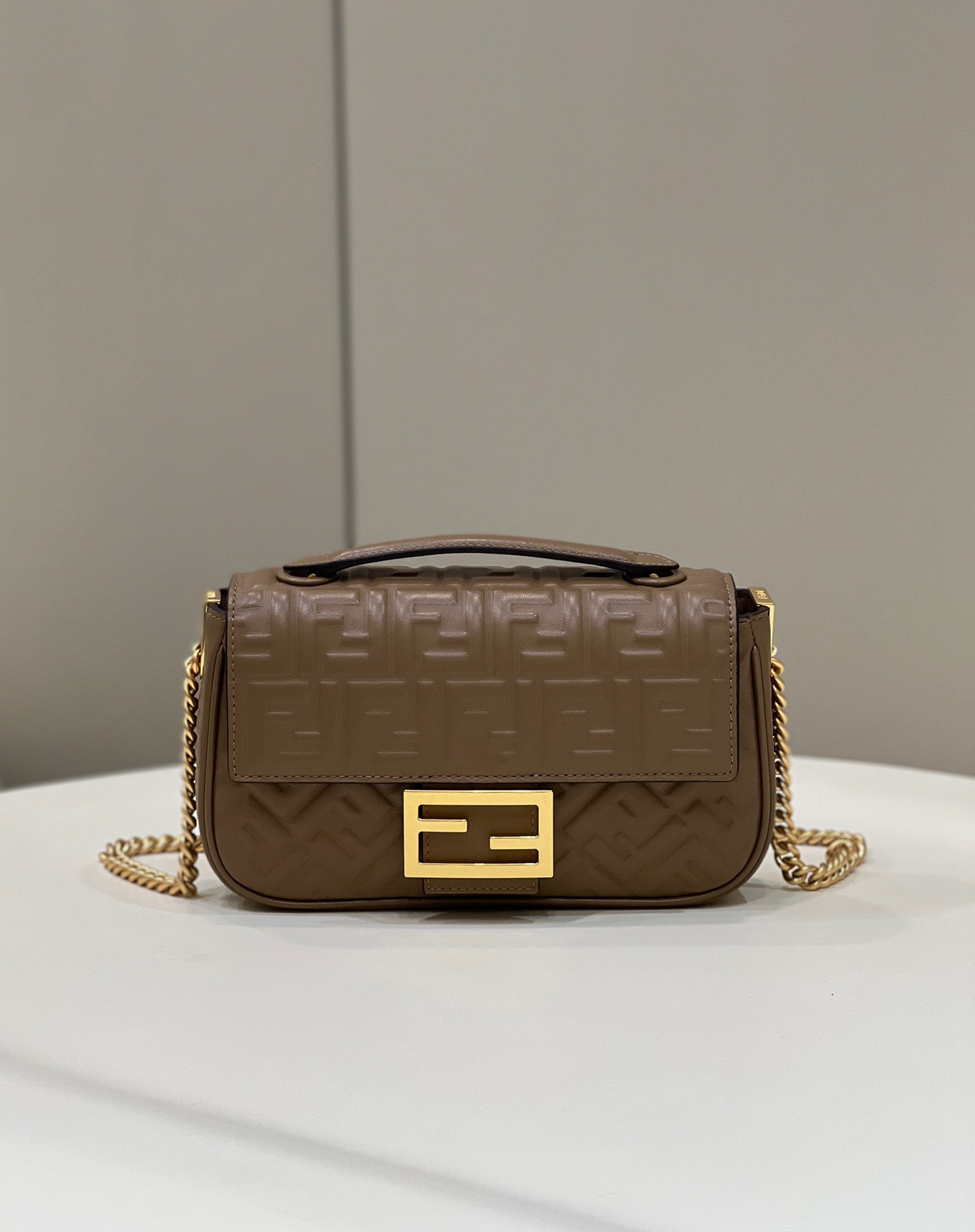 FENDI BAGUETTE CHAIN MIDI 397B98-24*14*7CM