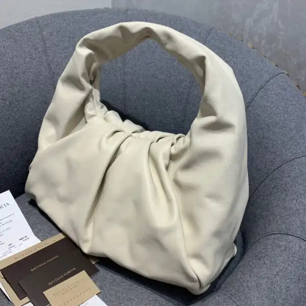 First bag ru BOTTEGA VENETA BV JODIE