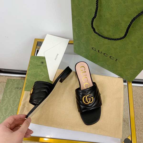 HOT SALE GUCCI Women's slide with Double G