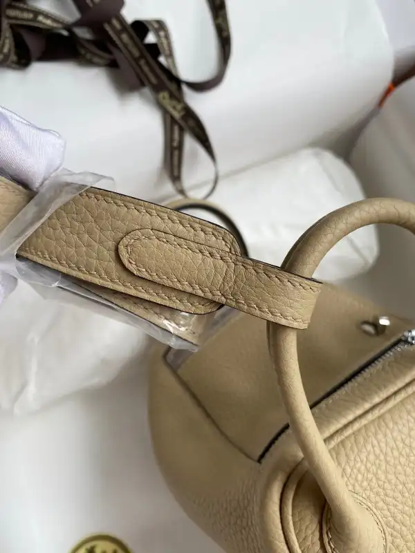 First Bag Ru HERMES LINDY MINI HANDMADE