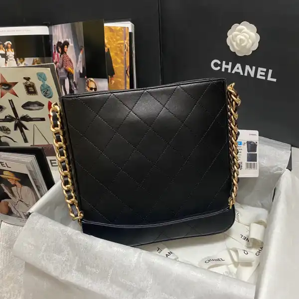 Firstbag Ru CHANEL HIPPIE BAG