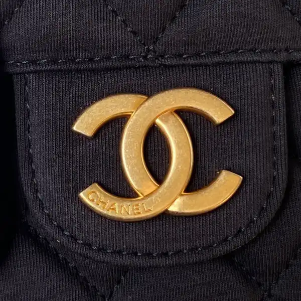 CHANEL HOBO HANDBAG