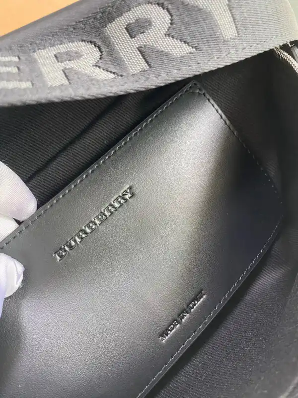 BURBERRY Bum Bag