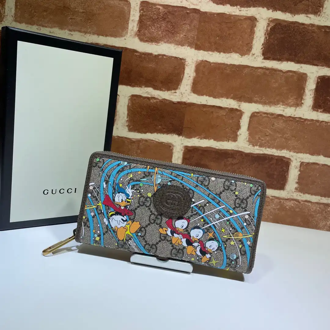 Frstbag ru Disney x Gucci Donald Duck wallet