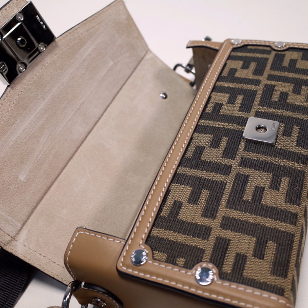 FENDI BAGUETTE SOFT TRUNK