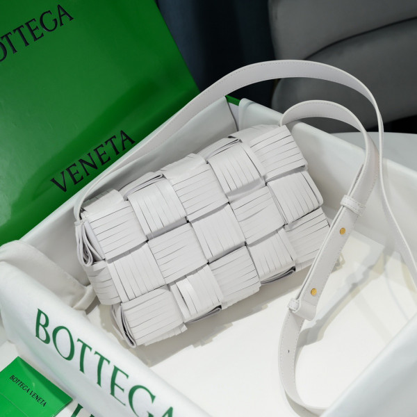 HOT SALE BOTTEGA VENETA CASSETTE