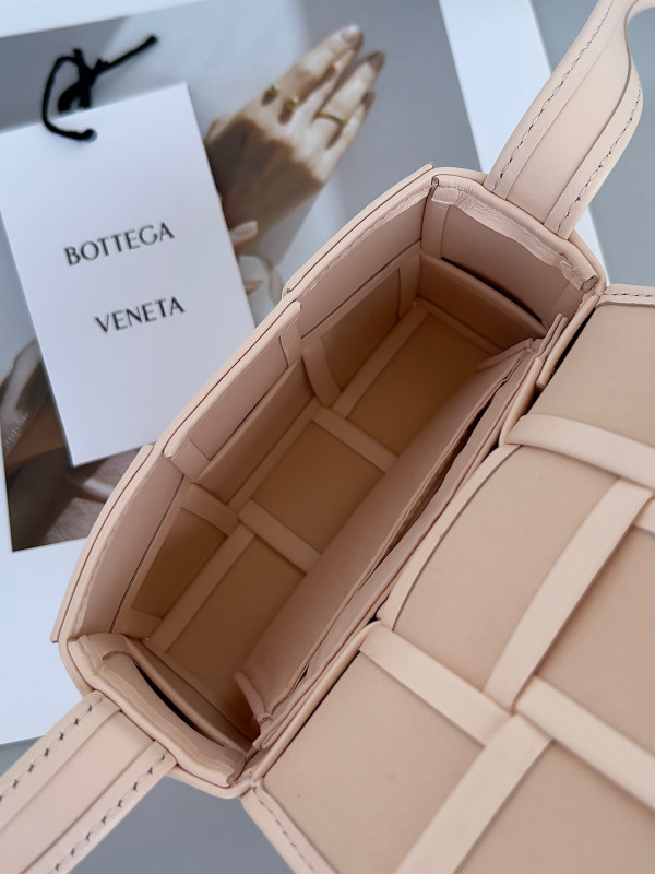 HOT SALE BOTTEGA VENETA Candy mini Cassette-12*8*4cm