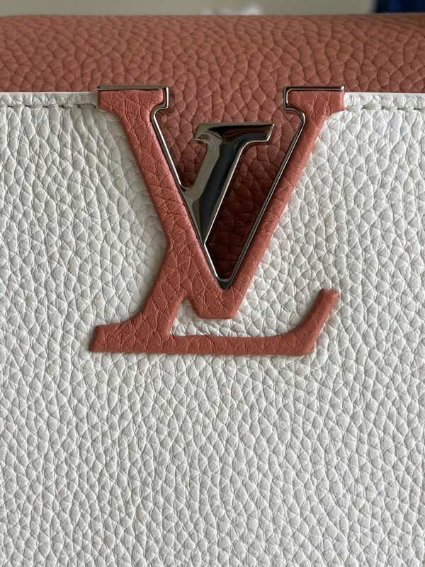 [FREE SHIPPING] LOUIS VUITTON CAPUCINES BB