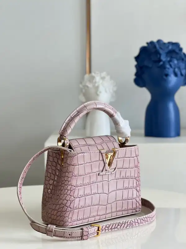 Frstbag ru LOUIS VUITTON CAPUCINES MINI