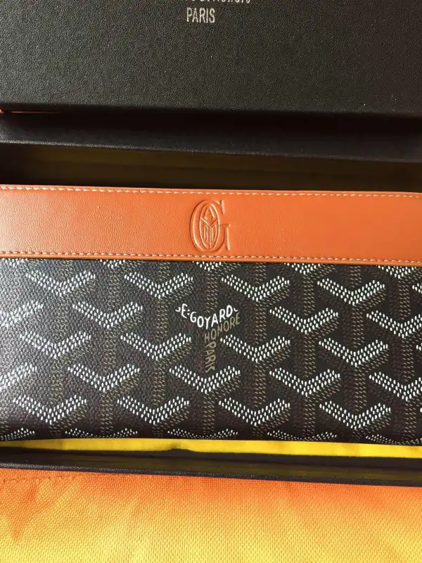 GOYARD ZIPPY WALLET