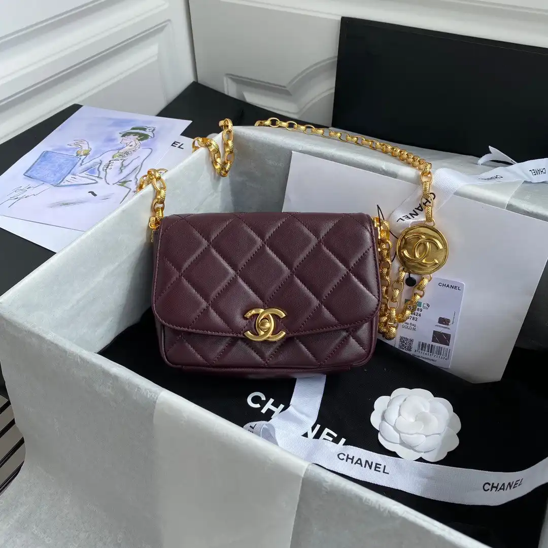 CL SMALL FLAP BAG