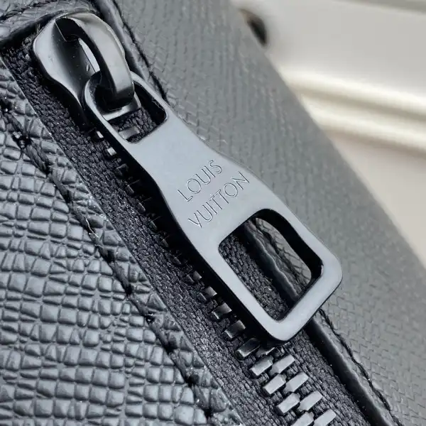 Affordable LOUIS VUITTON MESSEANGER BAG