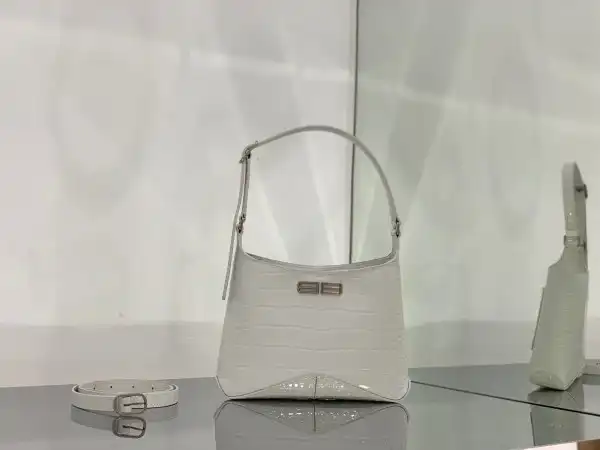 Bagsoffer yupoo BALENCIAGA XX SMALL HOBO BAG