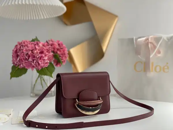 First bag ru CHLOÉ KATTIE CROSS-BODY BAG