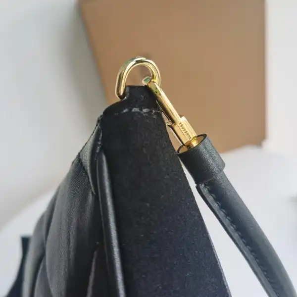 Frstbag ru BURBERRY Olympia Pouch