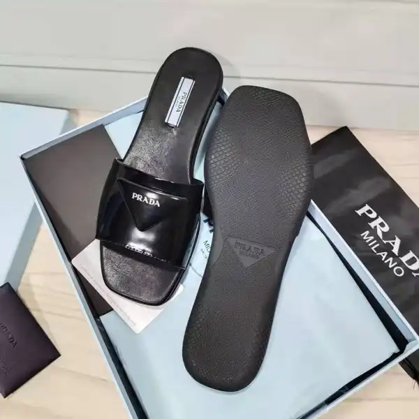 First bag ru PRADA slides