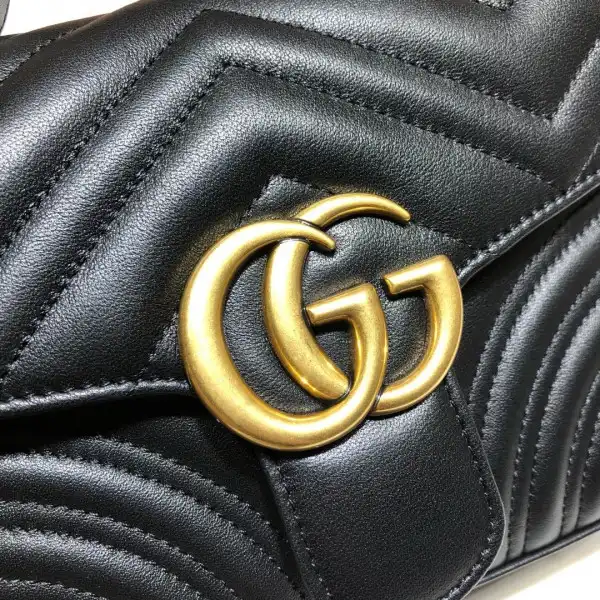 GUCCI GG Marmont mini top handle bag