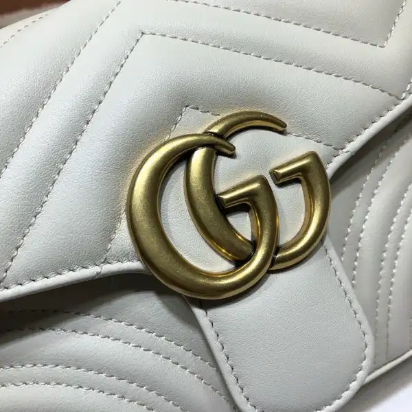 GUCCI GG Marmont mini top handle bag