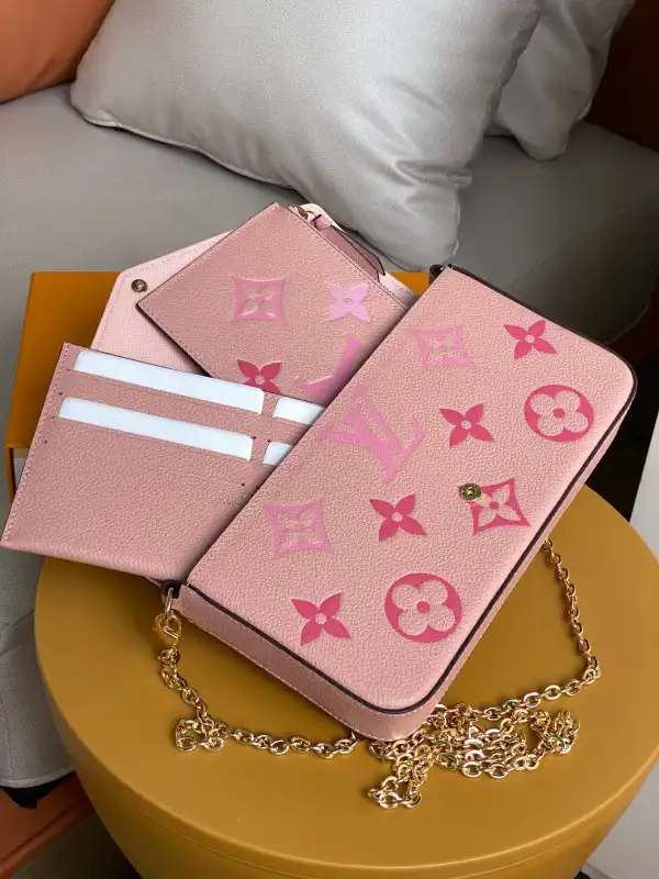 LOUIS VUITTON FÉLICIE POCHETTE