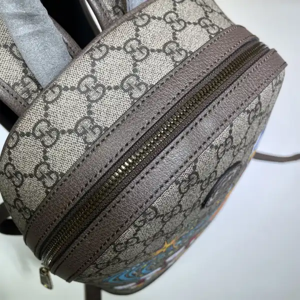 First Bag Ru GUCCI Disney x Gucci Donald Duck small backpack