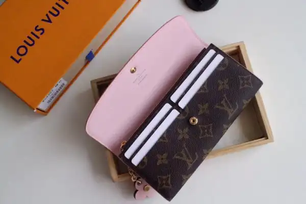 Aaa replica ru Louis Vuitton Emilie Wallet