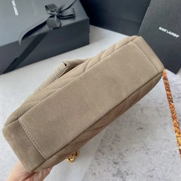 Bagsoffer YSL COLLEGE MEDIUM CHAIN BAG