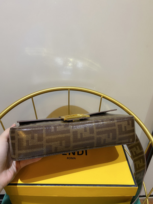 HOT SALE FENDI BAGUETTE