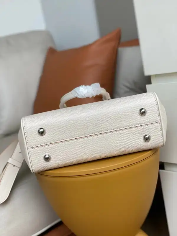 LOUIS VUITTON GRENELLE TOTE MM