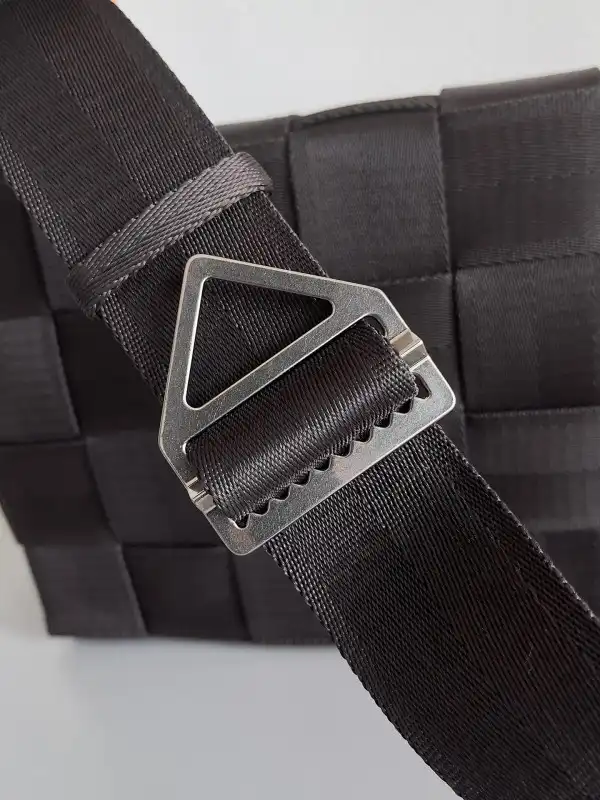 BOTTEGA VENETA CASSETTE Webbing