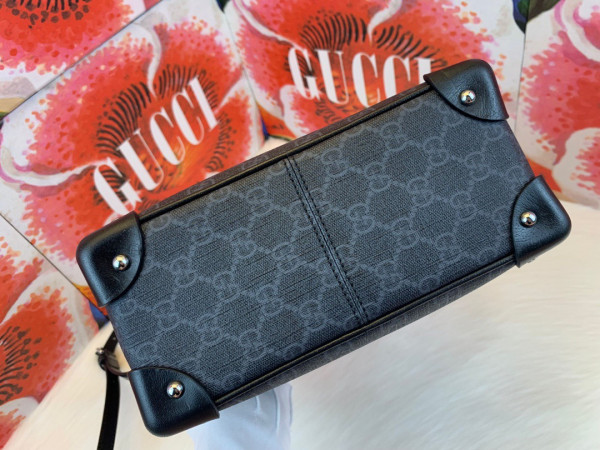 HOT SALE GUCCI GG shoulder bag with leather details