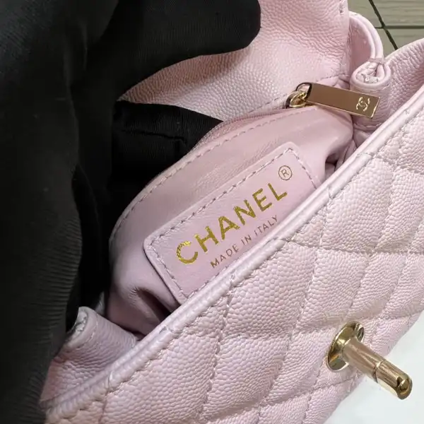 CHANEL HANDLE BAG