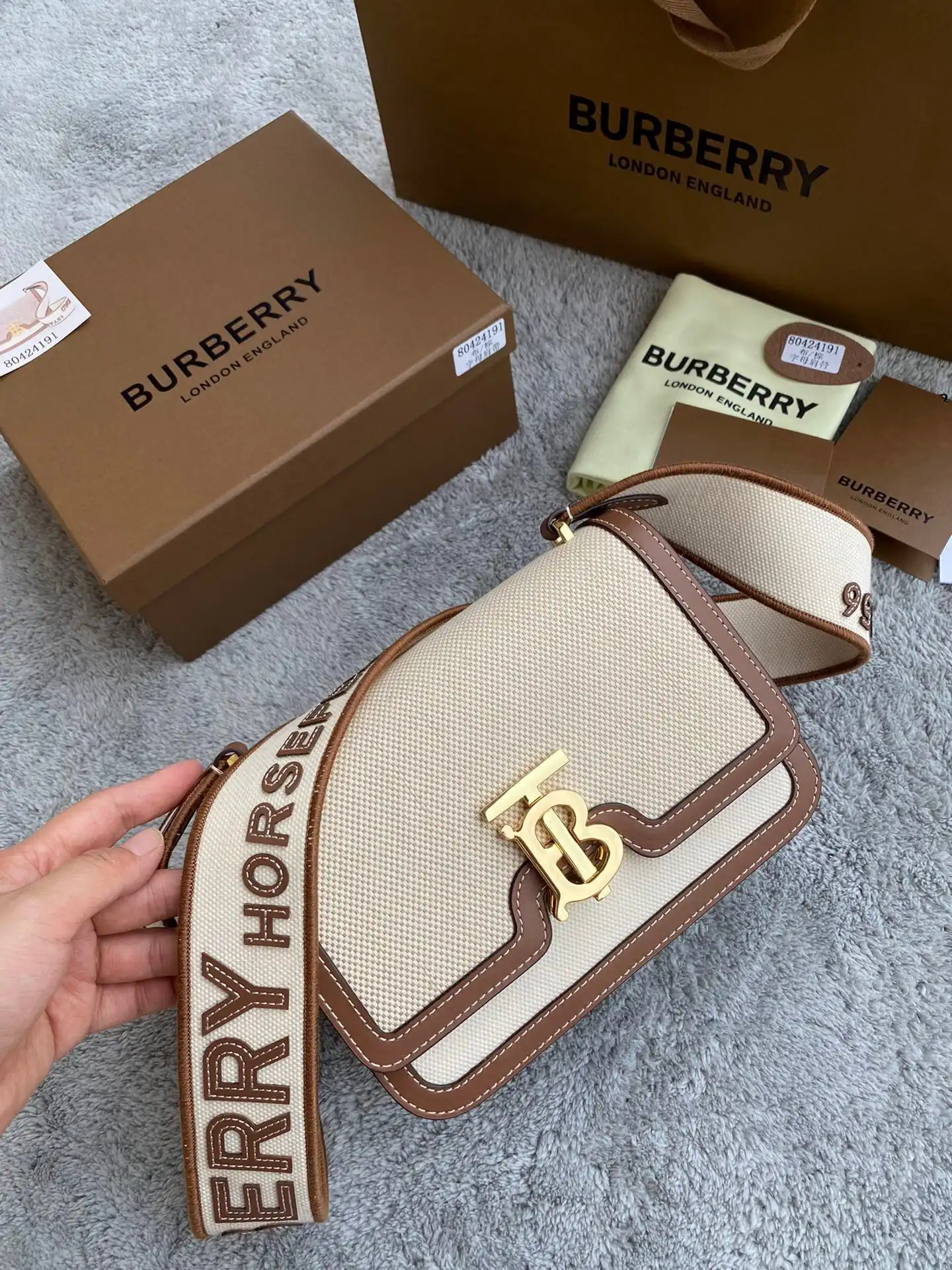 BURBERRY TB Bag