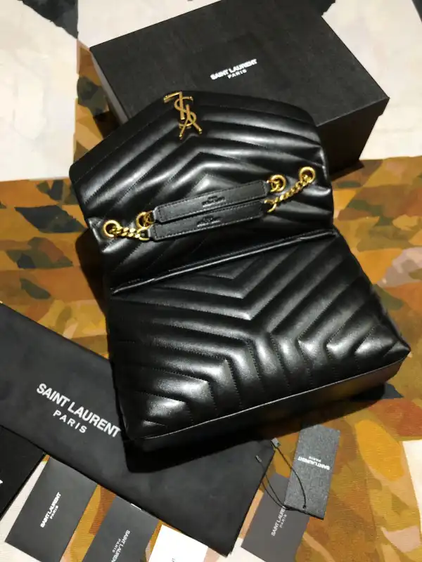 First bag ru YSL LOULOU MEDIUM