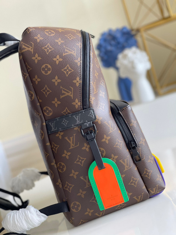 [FREE SHIPPING] LOUIS VUITTON DISCOVERY BACKPACK