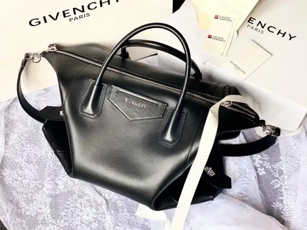 Bagsoffer GIENVCHY ANTIGONA SOFT