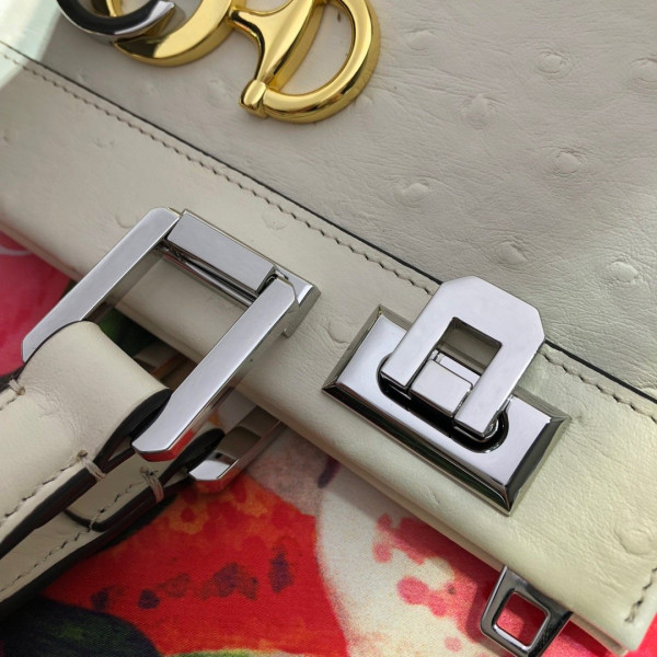 HOT SALE Gucci Zumi small top handle bag