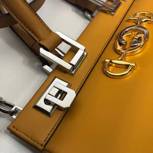 Gucci Zumi small top handle bag