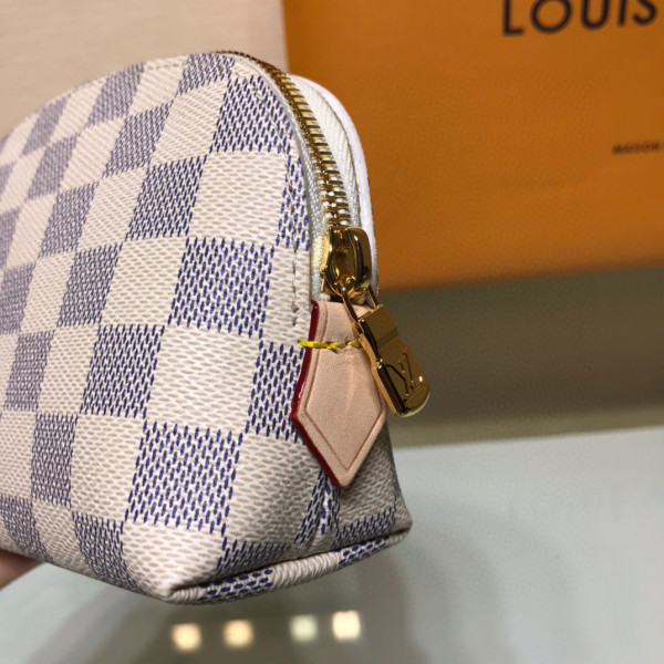 [FREE SHIPPING] LOUIS VUITTON COSMETIC POUCH