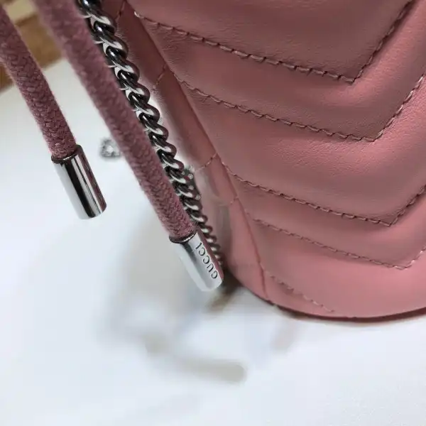 Cheap GUCCI GG Marmont mini bucket bag