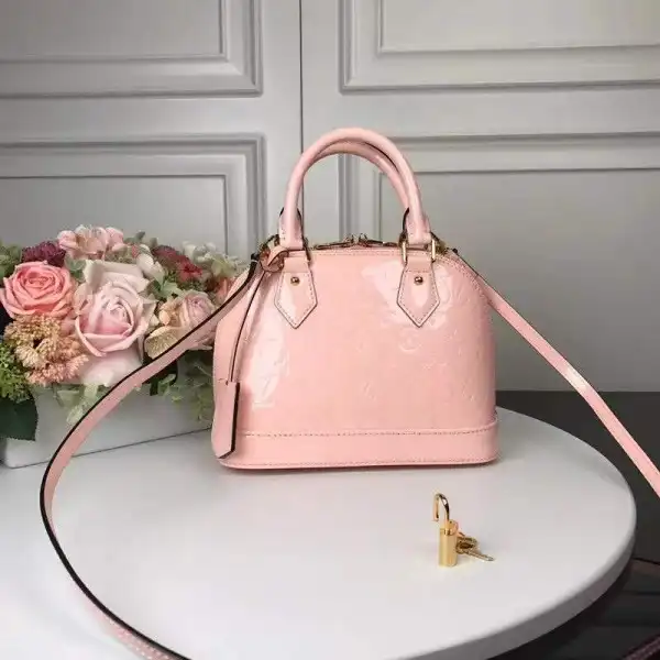 First bag ru LOUIS VUITTON ALMA BB