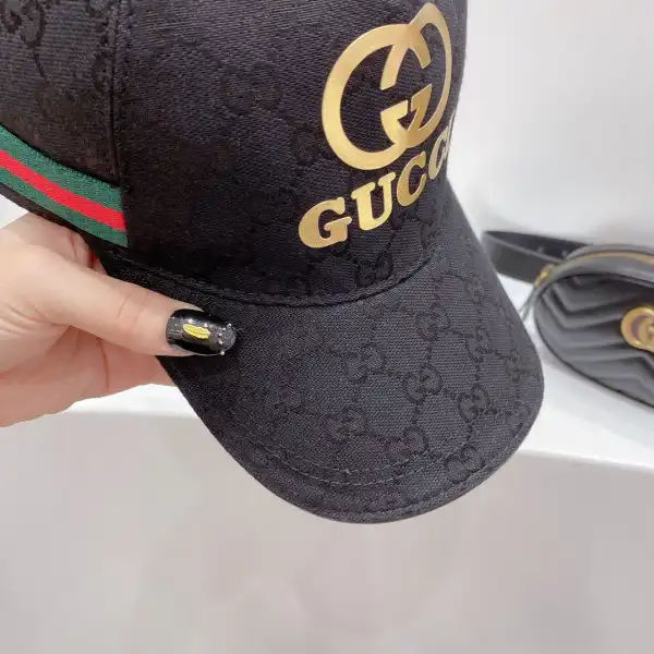 First bag ru GUCCI HAT