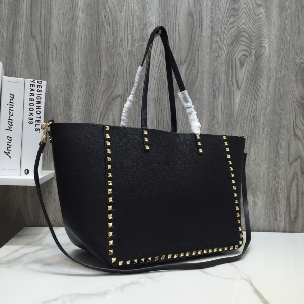 HOT SALE VALENTINO MEDIUM GRAIN CALFSKIN LEATHER ROCKSTUD BAG