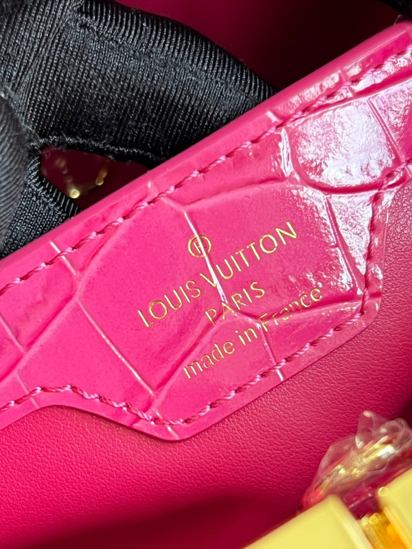 HOT SALE LOUIS VUITTON CAPUCINES BB