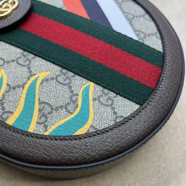 GUCCI Round shoulder bag with Double G